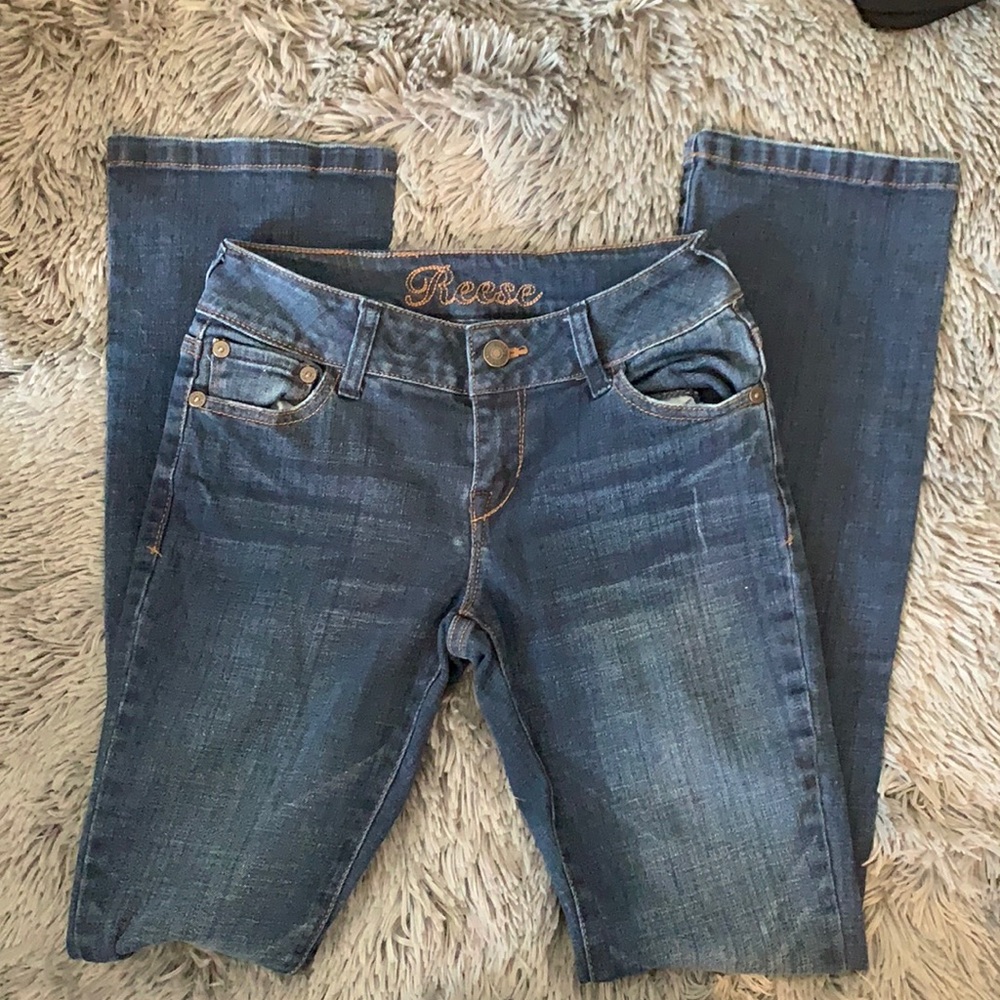 Girls jeans. Delias size 00. Reese cut (boot)